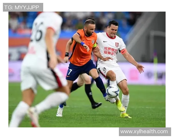 成都足球队反击战术解析：从技术到心理的全方位解读