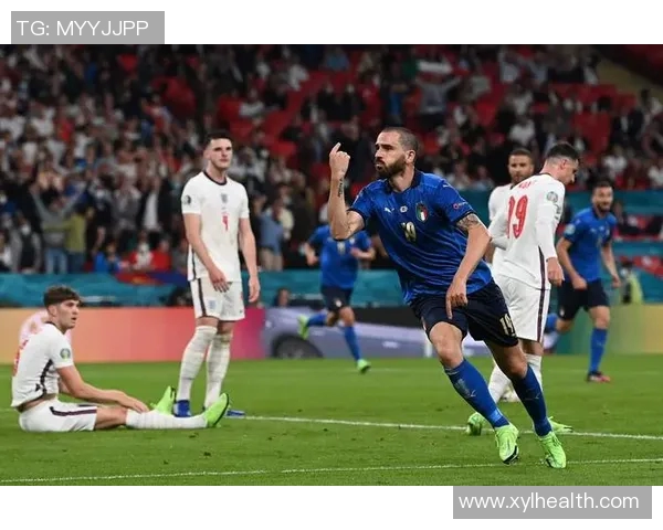 意大利足球明星在点球大战中逆袭夺冠的传奇瞬间回顾