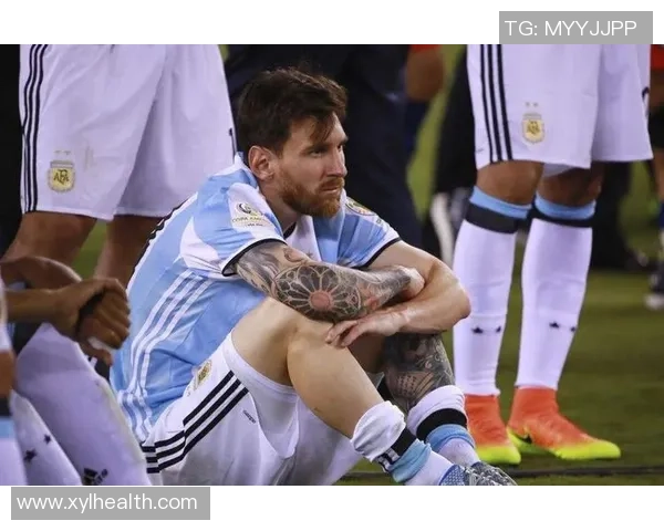 各大足球明星因感人时刻泪洒赛场展现真实情感与无尽热爱 各大足球明星因感人时刻泪洒赛场展现真实情感与无尽热爱